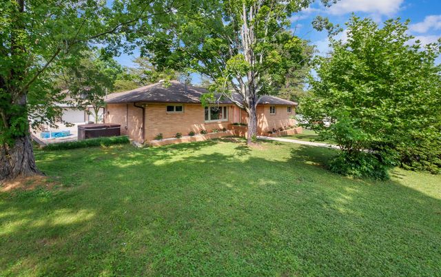 74 May Avenue, Trenton, GA 30752