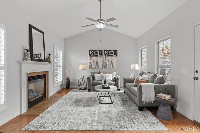 1802 Sterling Oaks Drive, St Peters, MO 63376