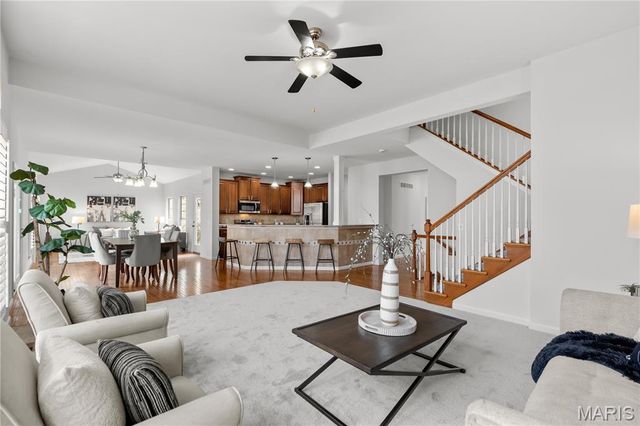 1802 Sterling Oaks Drive, St Peters, MO 63376