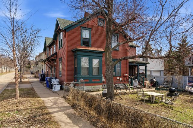 682 4th Street E, Saint Paul, MN 55106