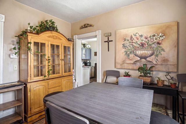 682 4th Street E, Saint Paul, MN 55106