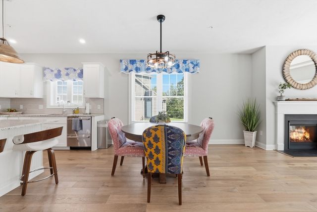 705 Southwood Lane 705, Clinton, MA 01510