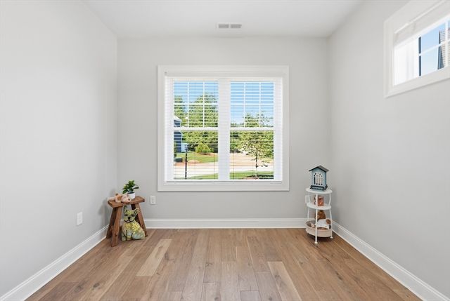 705 Southwood Lane 705, Clinton, MA 01510