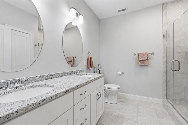 705 Southwood Lane 705, Clinton, MA 01510