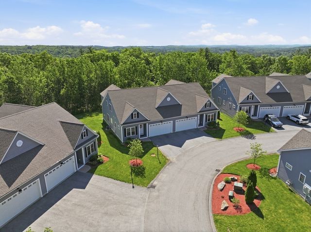 705 Southwood Lane 705, Clinton, MA 01510