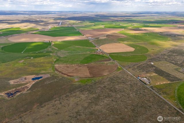 10701 12 Road NE, Moses Lake, WA 98837
