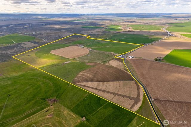10701 12 Road NE, Moses Lake, WA 98837
