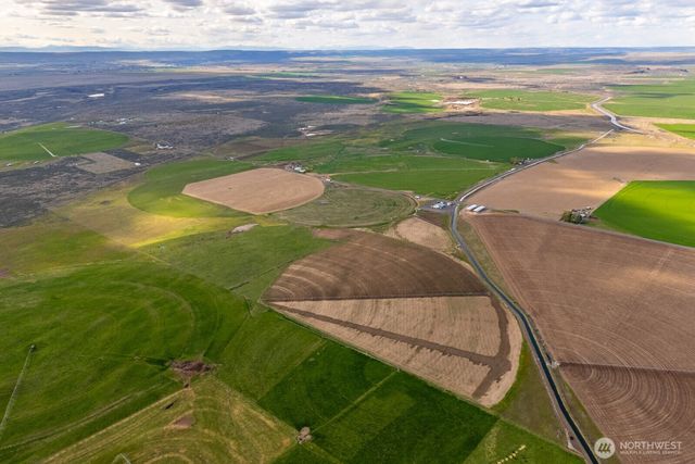 10701 12 Road NE, Moses Lake, WA 98837