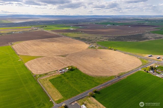 10701 12 Road NE, Moses Lake, WA 98837