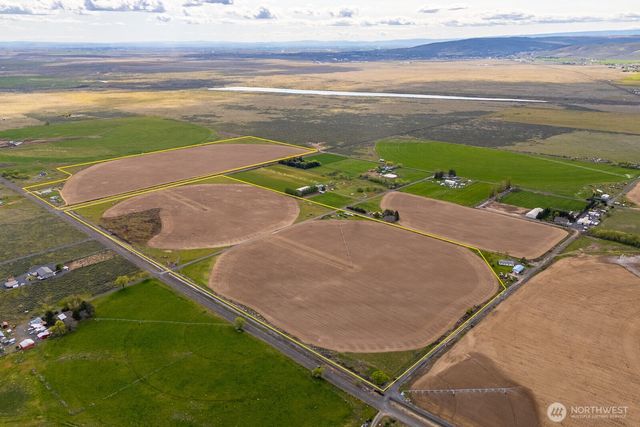 10701 12 Road NE, Moses Lake, WA 98837
