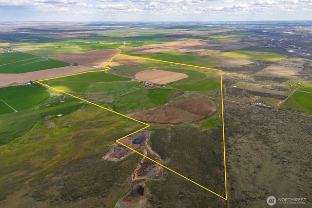 10701 12 Road NE, Moses Lake, WA 98837