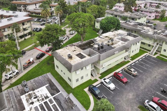 7610 SW 82nd St J207, Miami, FL 33143