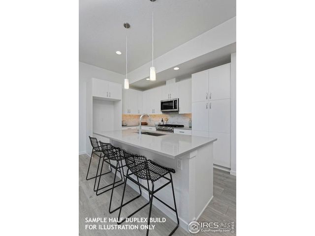 452 Levi Ln, Lafayette, CO 80026