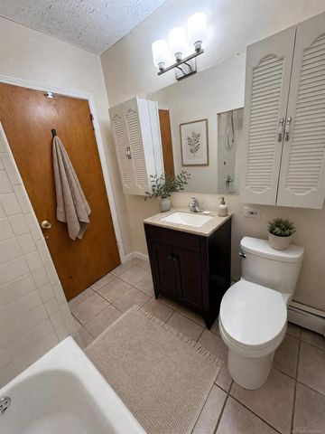 29044 Hillview Street, Roseville, MI 48066