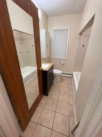 29044 Hillview Street, Roseville, MI 48066