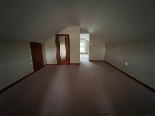 29044 Hillview Street, Roseville, MI 48066