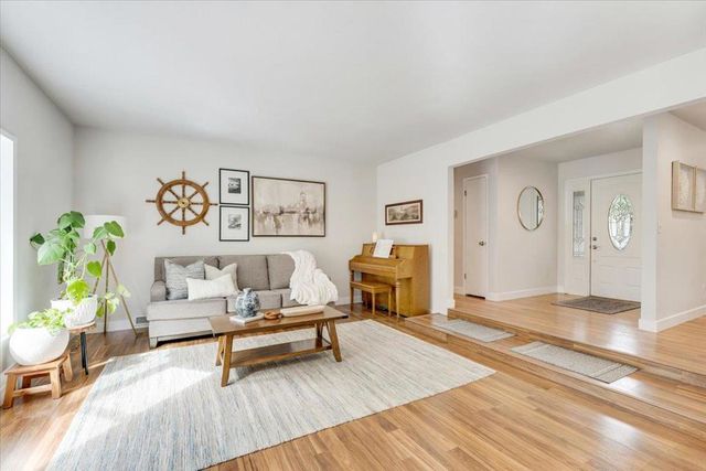 9465 Valley Oak Way, Prunedale, CA 93907