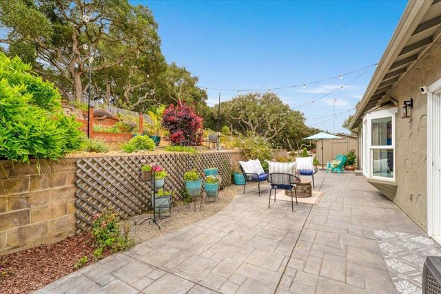 9465 Valley Oak Way, Prunedale, CA 93907
