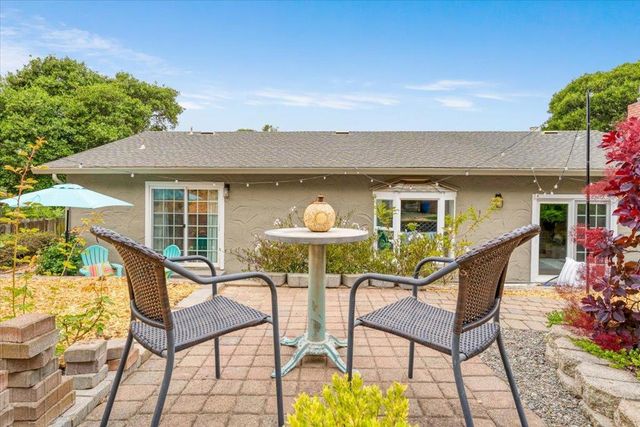 9465 Valley Oak Way, Prunedale, CA 93907