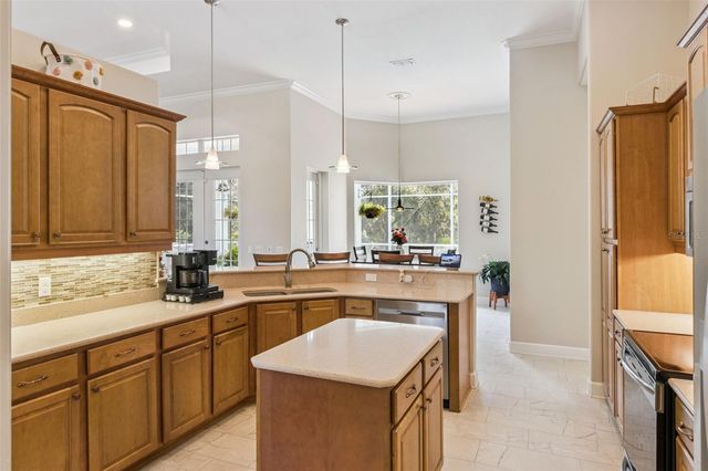 8 COSMOS COURT E, Homosassa, FL 34446