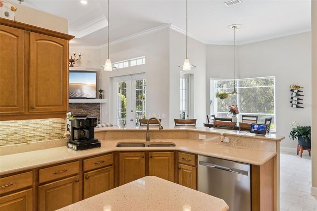 8 COSMOS COURT E, Homosassa, FL 34446
