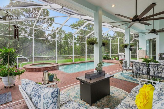 8 COSMOS COURT E, Homosassa, FL 34446