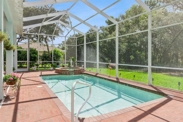 8 COSMOS COURT E, Homosassa, FL 34446