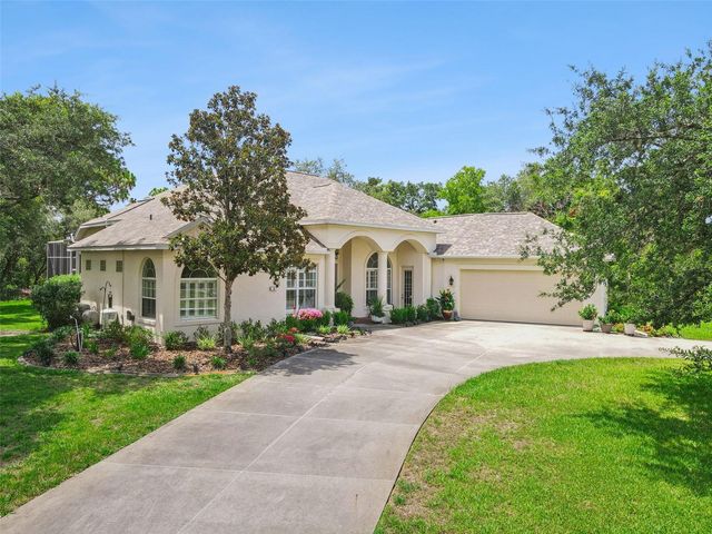 8 COSMOS COURT E, Homosassa, FL 34446