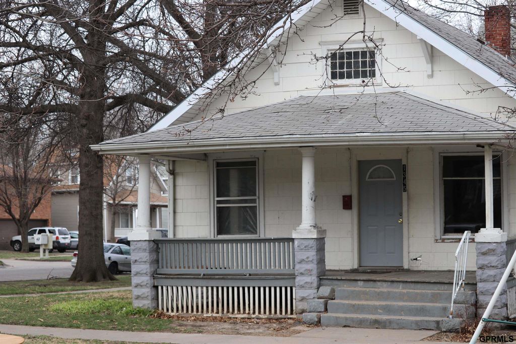 1345 S 12 Street, Lincoln, NE 68502