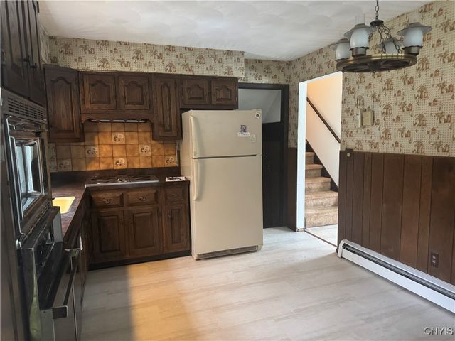 6086 Cavanuaugh Road East, Marcy, NY 13403