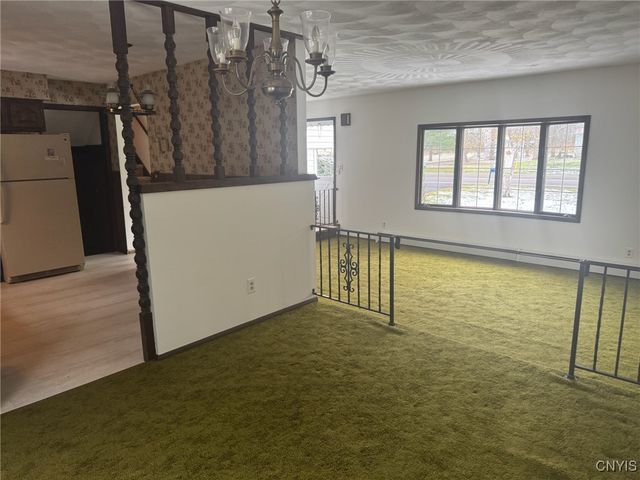 6086 Cavanuaugh Road East, Marcy, NY 13403