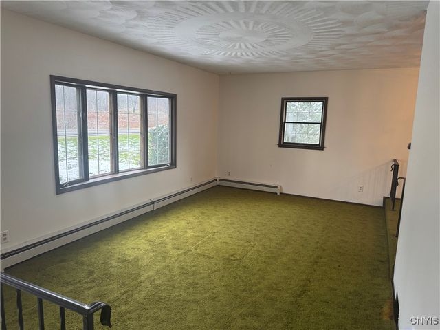 6086 Cavanuaugh Road East, Marcy, NY 13403