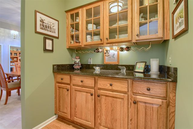 1421 W Greenfield Court, Ann Arbor, MI 48108