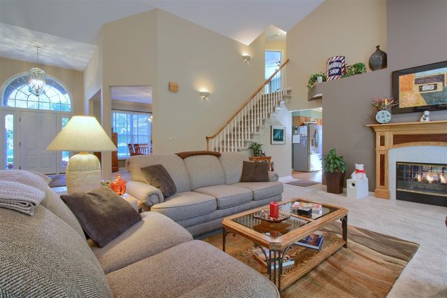 1421 W Greenfield Court, Ann Arbor, MI 48108