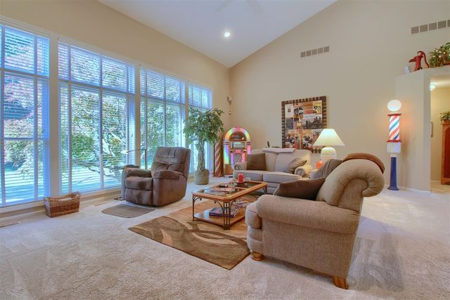1421 W Greenfield Court, Ann Arbor, MI 48108