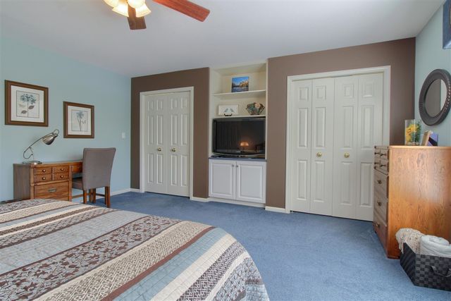 1421 W Greenfield Court, Ann Arbor, MI 48108
