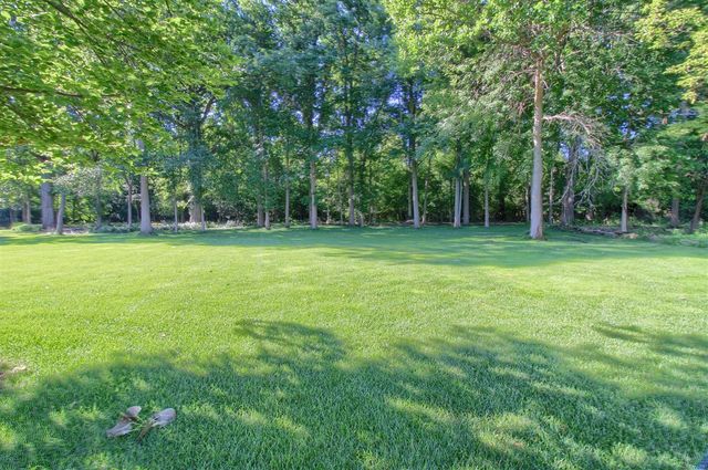 1421 W Greenfield Court, Ann Arbor, MI 48108