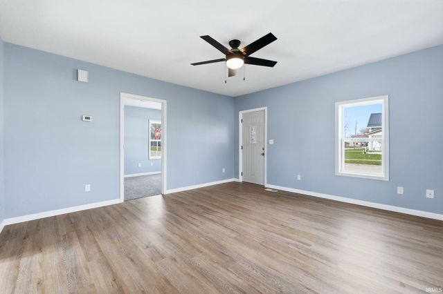 906 S Cedar Street, Auburn, IN 46706