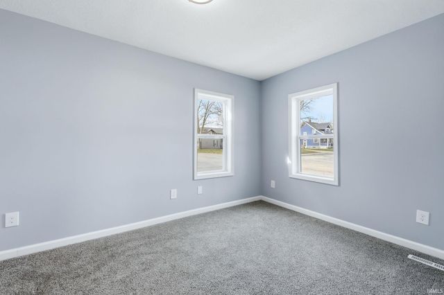 906 S Cedar Street, Auburn, IN 46706