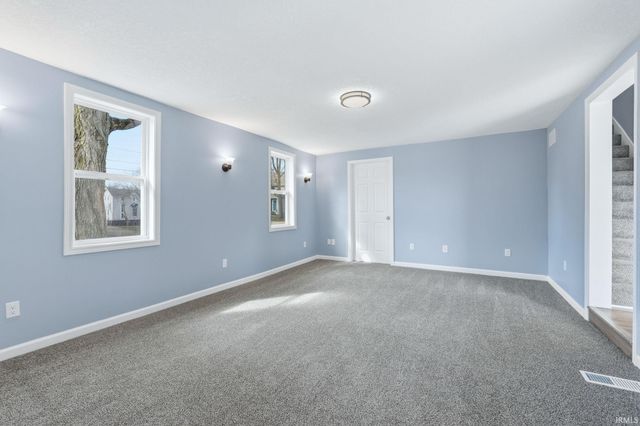 906 S Cedar Street, Auburn, IN 46706