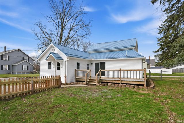 906 S Cedar Street, Auburn, IN 46706