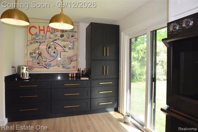 2911 Aldgate Drive, Bloomfield Hills, MI 48304