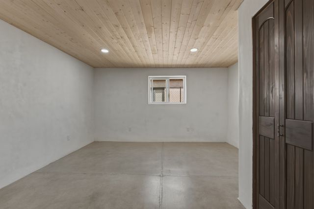 739 Baca Street, Santa Fe, NM 87505