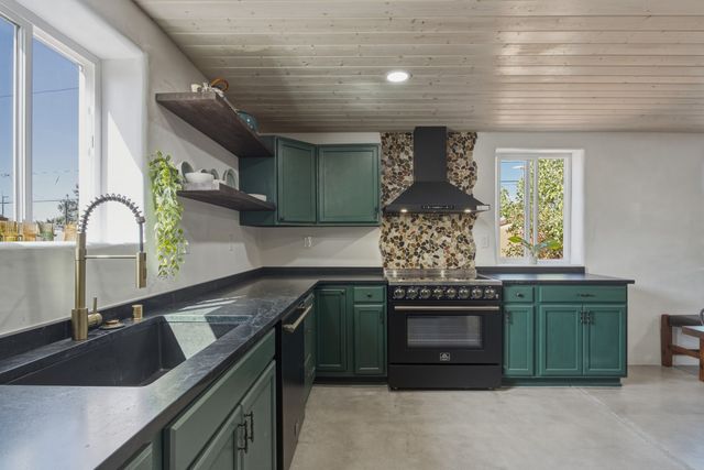 739 Baca Street, Santa Fe, NM 87505