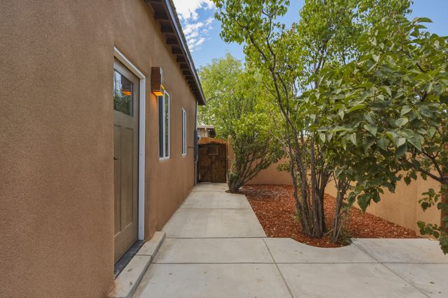 739 Baca Street, Santa Fe, NM 87505