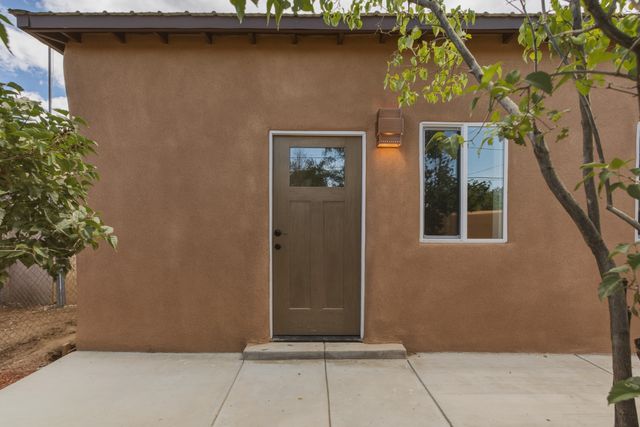 739 Baca Street, Santa Fe, NM 87505