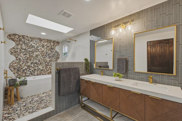739 Baca Street, Santa Fe, NM 87505
