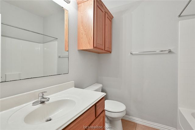 1001 Krenek Tap Road 2102, College Station, TX 77840