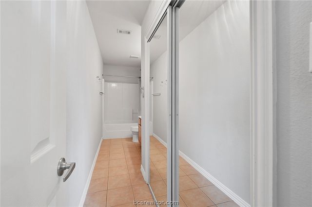 1001 Krenek Tap Road 2102, College Station, TX 77840