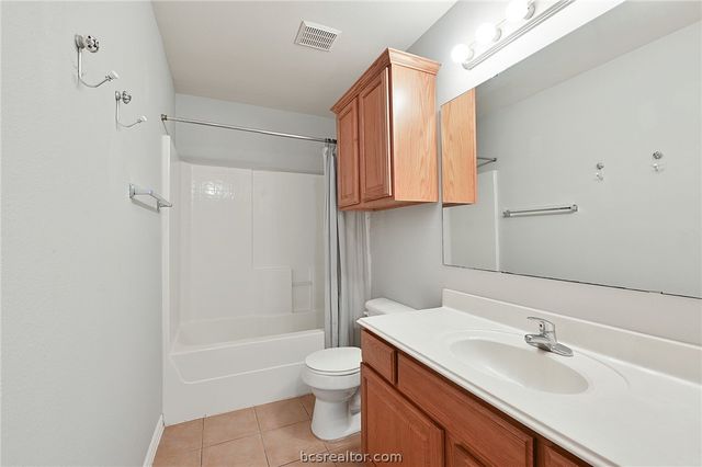 1001 Krenek Tap Road 2102, College Station, TX 77840